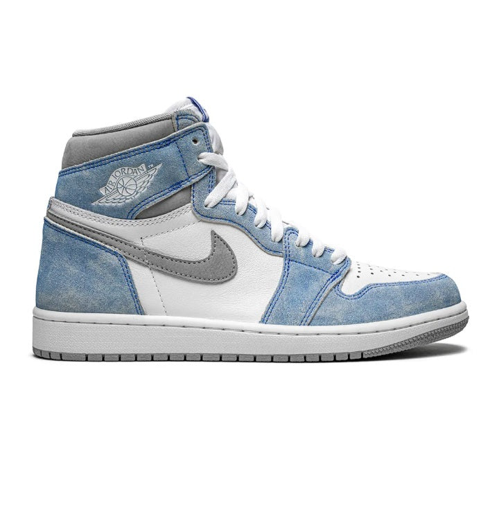 Air Jordan 1 MID Sneaker